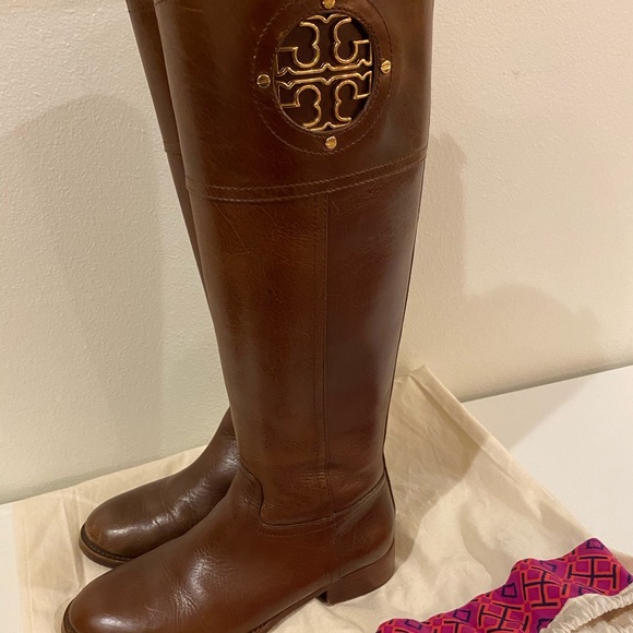 Tory Burch Kieran Leather Logo Riding Boots - Picture 2 of 8